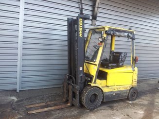 Empilhador de contrapeso 4 rodas