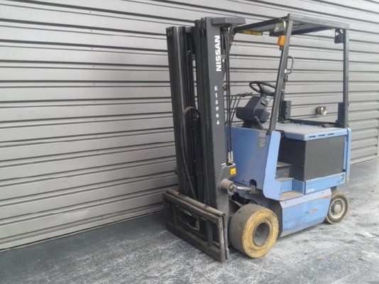 Empilhador de contrapeso 4 rodas Nissan FPO1R16U - 1