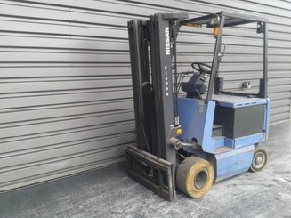 Empilhador de contrapeso 4 rodas Nissan FPO1R16U - 1