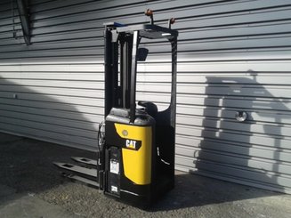 Stacker com condutor transportado Caterpillar NSR16N - 1