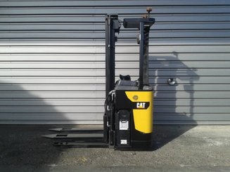 Stacker com condutor transportado Caterpillar NSR16N - 2