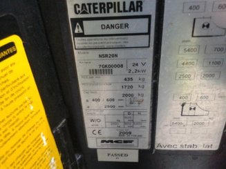 Stacker com condutor transportado Caterpillar NSR20N