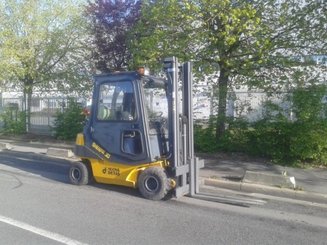 Empilhador de contrapeso 4 rodas