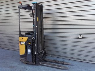 Stacker com condutor transportado