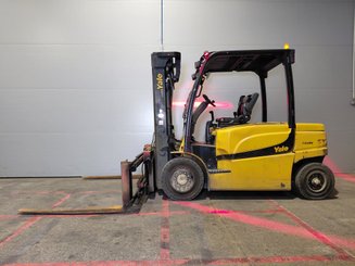Empilhador de contrapeso 4 rodas Yale ERP45VL