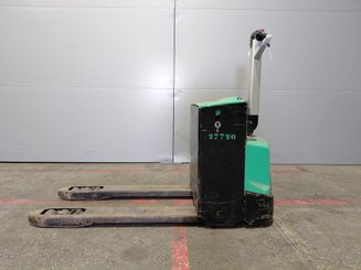 Porta-paletes eléctrico com condutor a pé Mitsubishi PBP16N2 - ACCOMPAGNANT