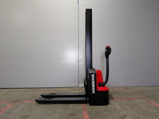 Stacker com condutor a pé Hangcha CDD12-AMC2 