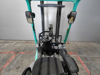 Empilhador de contrapeso 4 rodas Mitsubishi FD15 - 7