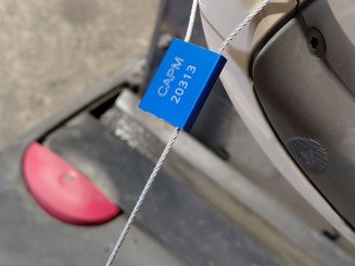 Stacker com condutor a pé Crown WF3000 10 - 8