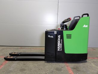 Porta-paletes eléctrico com condutor transportado Hangcha CBD20-AC2S-iSU