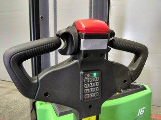 Stacker com condutor a pé Hangcha CDD16-XT1-SIL