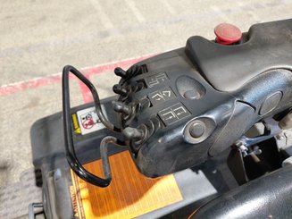 Empilhador de contrapeso 3 rodas Caterpillar EP16NT - 8