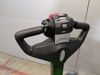 Stacker com condutor a pé Hangcha CDD20 XT1-SI