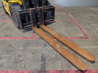 Empilhador de contrapeso 4 rodas Hyundai 45L-7