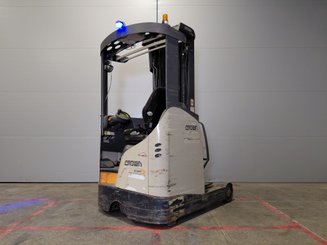 Empilhador retráctil Crown ESR 5260 - 2
