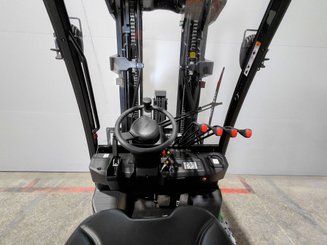 Empilhador de contrapeso 3 rodas Hangcha  XC3-18i (CPDS18-XCY2G-SI) 