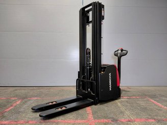 Stacker com condutor a pé Hangcha CDD12-AC2-L