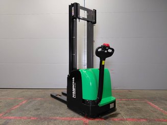 Stacker com condutor a pé Hangcha CDD12-AC2-i 