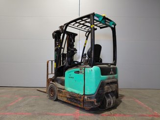 Empilhador de contrapeso 3 rodas Mitsubishi FB16NT