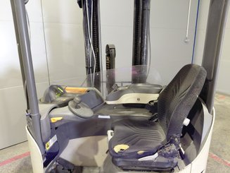 Empilhador retráctil Crown ESR 5260 - 9