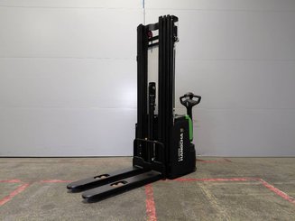 Stacker com condutor a pé Hangcha CDD16-XT1-SI
