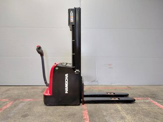 Stacker com condutor a pé Hangcha CDD16-AC2