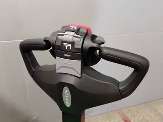 Stacker com condutor a pé Hangcha CDD16-XT1-SI