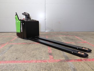 Porta-paletes eléctrico com condutor transportado Hangcha CBD30-XT1S-SISU