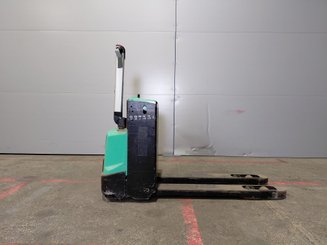 Porta-paletes eléctrico com condutor a pé Mitsubishi PBP16N2 - ACCOMPAGNANT