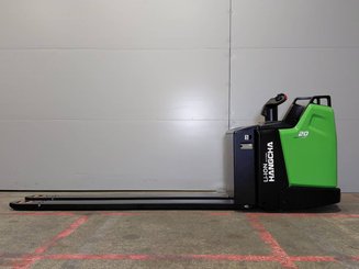 Porta-paletes eléctrico com condutor transportado Hangcha CBD20-XT1S-SiSU