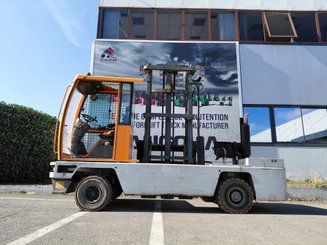 Empilhador lateral Hubtex S40D