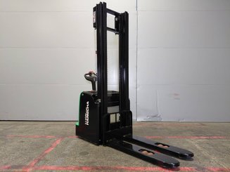 Stacker com condutor a pé Hangcha CDD12-AC2-i 