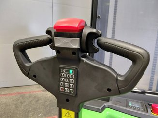 Stacker com condutor a pé Hangcha CDD16-XT1-SIL