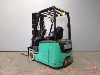 Empilhador de contrapeso 3 rodas Mitsubishi FB15PNT