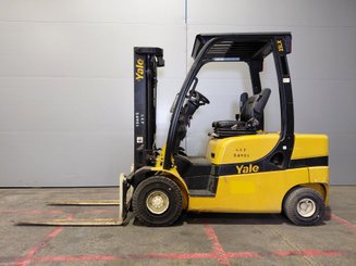Empilhador de contrapeso 4 rodas Yale GDP25