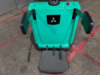 Levantador com plataforma dobrável Mitsubishi SBV12P