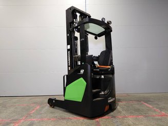 Empilhador retráctil Hangcha CQD12-XC5D-SI
