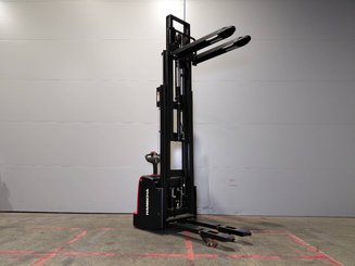 Stacker com condutor a pé Hangcha CDD12-AC2-L