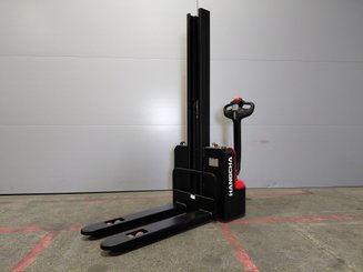 Stacker com condutor a pé Hangcha CDD12-AMC2 