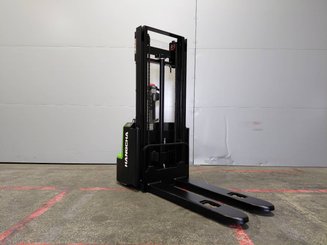Stacker com condutor a pé Hangcha CDD12-AMC2-Li