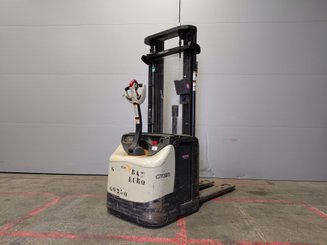 Stacker Crown ESI4000-14 - 4