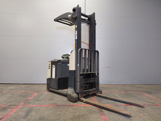 Preparador de encomendas Crown MPC3040-12 - 1