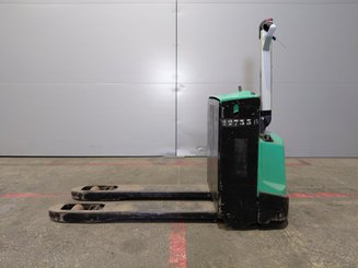 Porta-paletes eléctrico com condutor a pé Mitsubishi PBP16N2 - ACCOMPAGNANT
