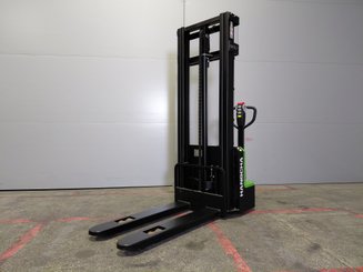 Stacker com condutor a pé Hangcha CDD15-A2MC2-ISZ