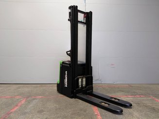 Stacker com condutor a pé Hangcha CDD16-XT1-SIL