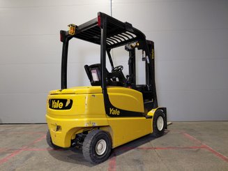 Carreta elevadora elétrica Yale ERP35 VL - 4