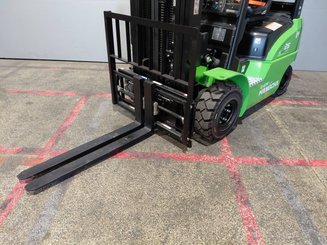 Carreta elevadora elétrica Hangcha XC25Hi-2 (CPD25-XCY2H-SI)