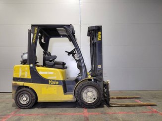Carreta elevadora a gás Yale GLP30