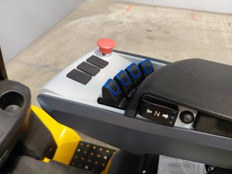 Empilhador de contrapeso 4 rodas Hangcha XE30Hi ( CPD30-XEY2H2-SI )