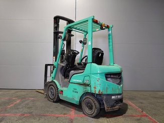 Empilhador de contrapeso 4 rodas Mitsubishi FD15 - 2